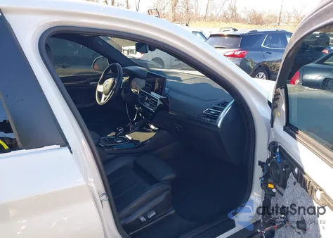 2023 BMW X4 xDrive30I z USA, uszkodzony, nr VIN 5UX33DT06P9R26351